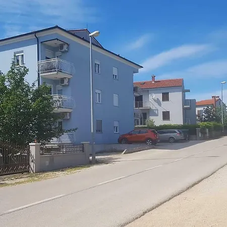 Maximus Apartment